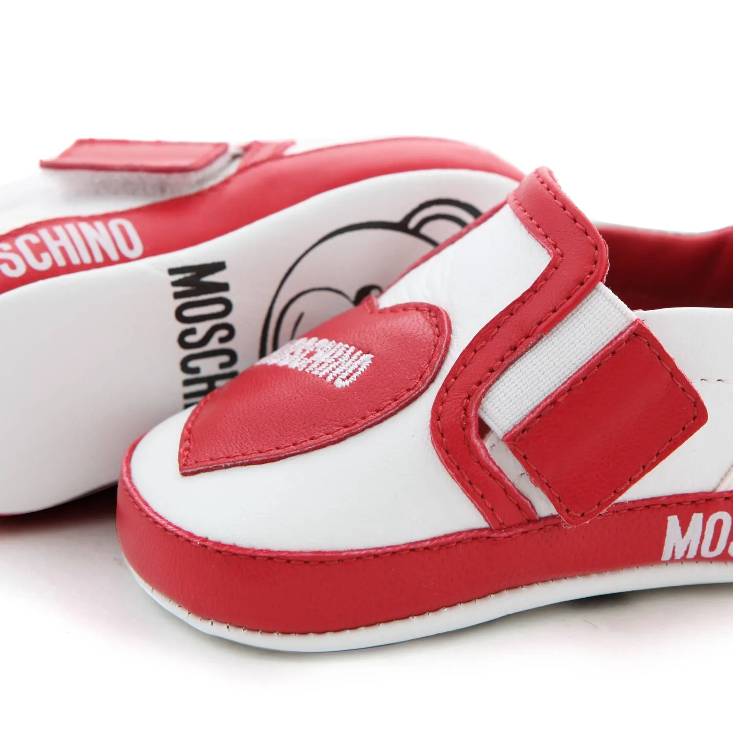 Moschino White Sneaker With Red Heart For Baby Girl