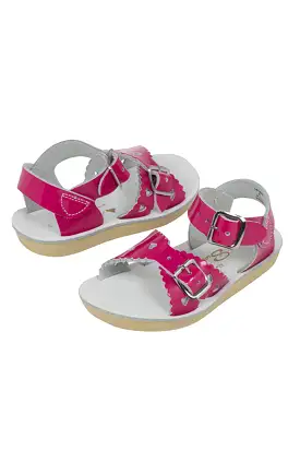 Sweetheart Sandals - Shiny Fuchsia